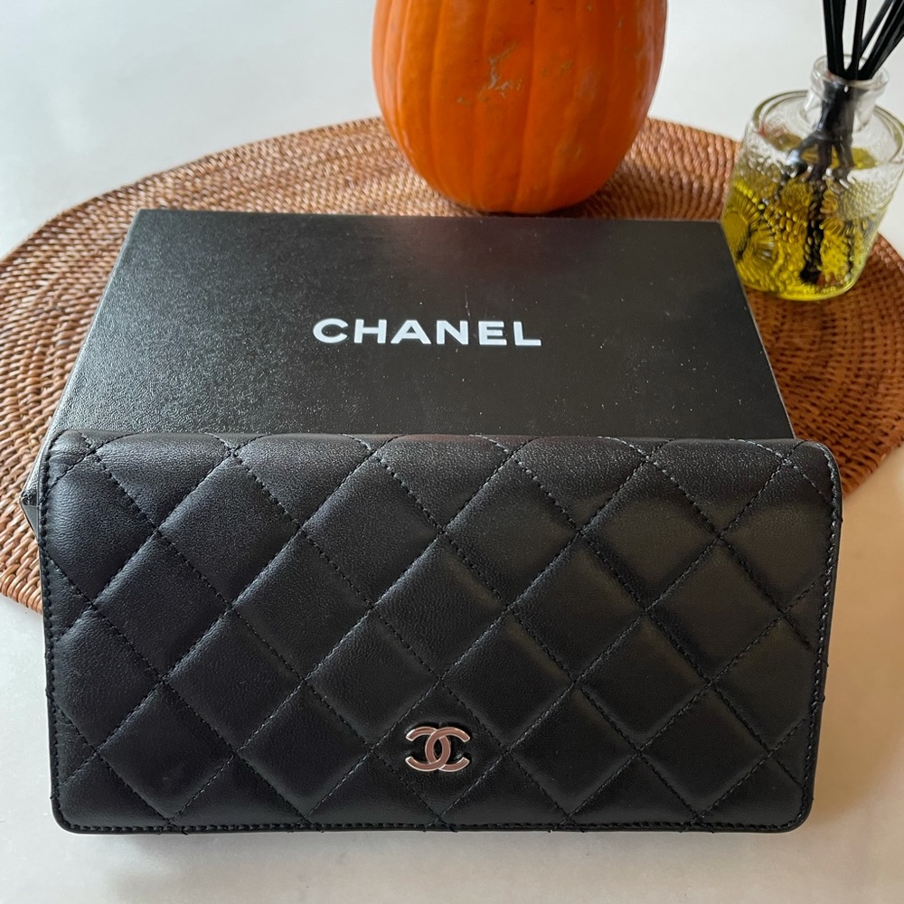 Authentic Chanel CC Flip Long Wallet in Lambskin